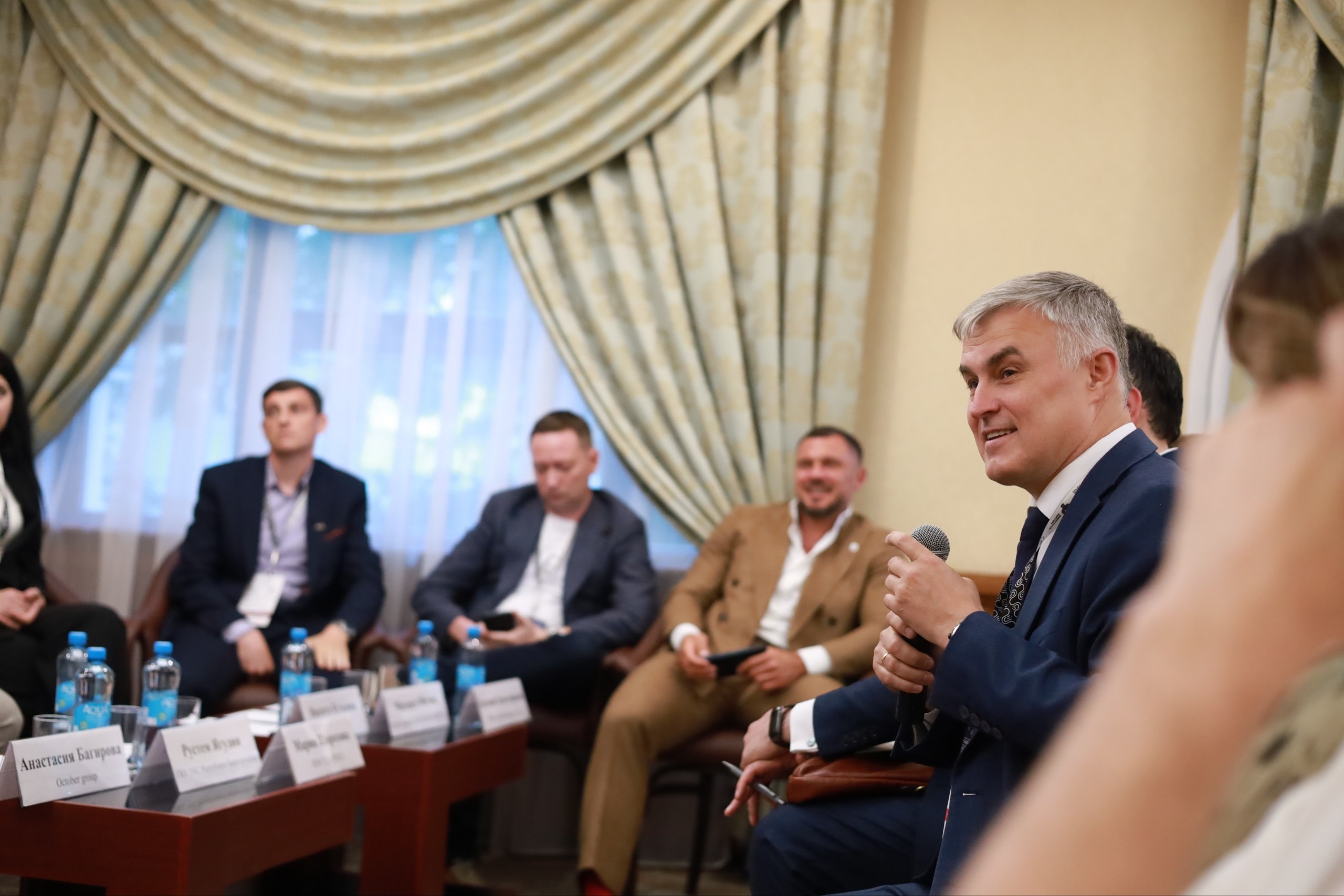 Лартех провёл более 20 встреч с застройщиками на конгрессе в Москве